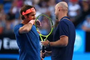 IM电竞官方网站下载-费德勒梅赛德斯奔驰v级30秒广告